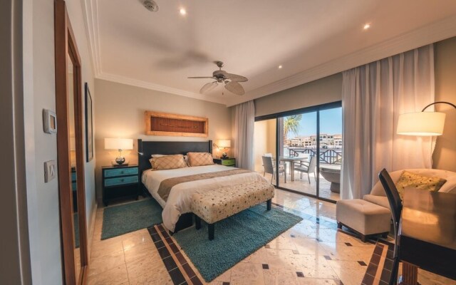 Amazing Waterfront 2BR Condo at Fishing Lodge B6