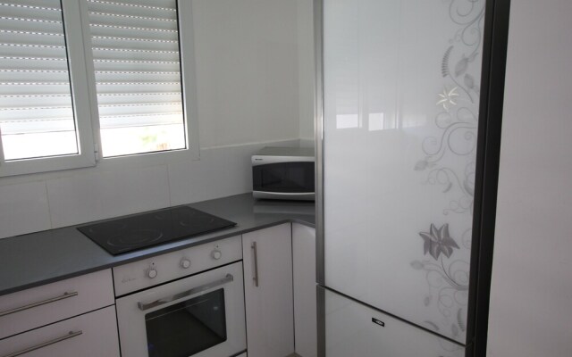 The Seasons King David apartment