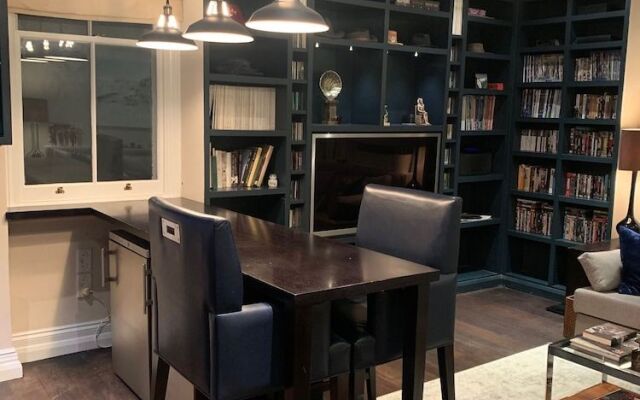 Charming and Full Of Character Apartment