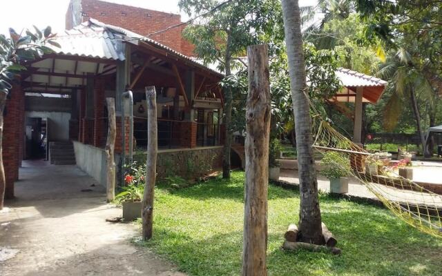Hotel Araliya