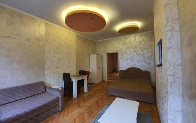 Stay In Apartments