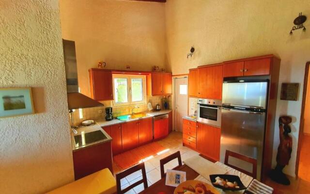Platanos Estate