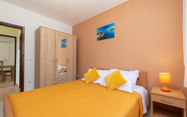 Beautiful Home in Prizba With Wifi and 3 Bedrooms