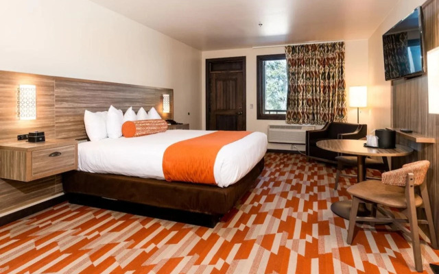 Maswik Lodge - Inside the Park