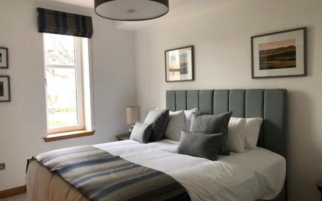 Royal Golf Apartments