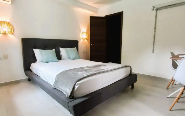 La Piazzetta Suites