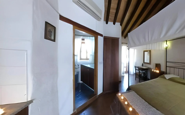 Linos Inn