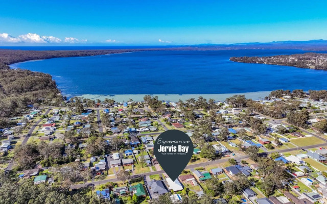 Luxury Spacious Entertaining Areas and Close to Hyams Beach