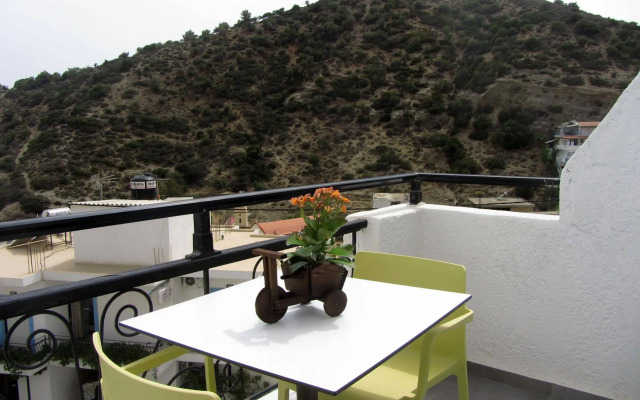 Petra Hotel
