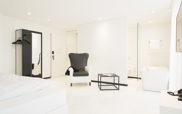 Longstay Residence Thessoni home - Self check in serviced apartments & Hotel