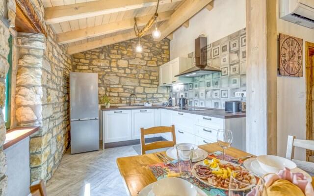 Old Mulberry Stone House