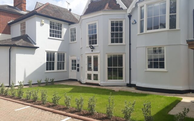 Lower Brook Mews