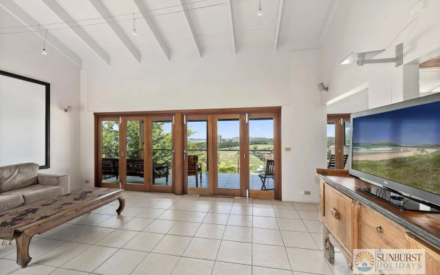 McAuleys Beach House