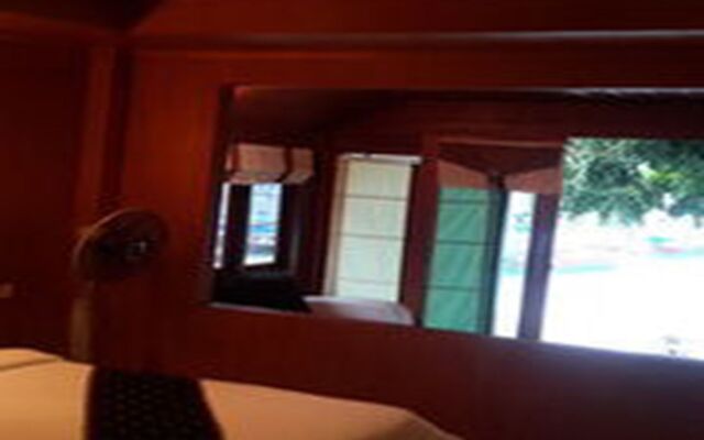 Lipe Power Beach Resort