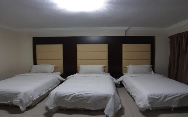 OYO 426 Royal Al Khaleej Furnished Apt