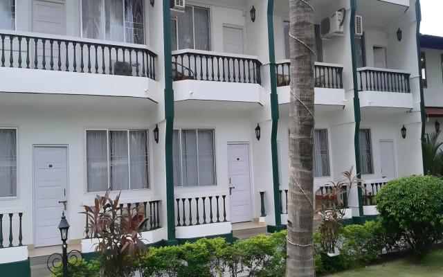 Sea Mist Beach Resort