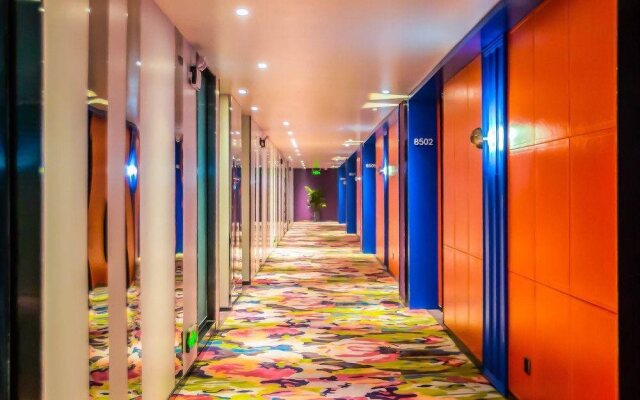 Blue Magpie Hotel Shifu Branch