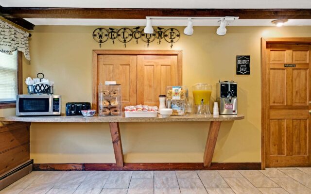 Knights Inn Danvers