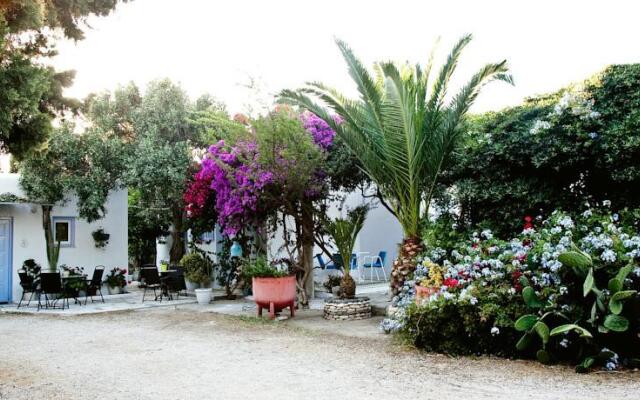 Tinos Camping & Bungalows