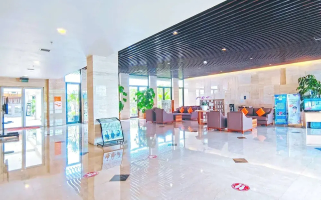 Le Premier Kota Deltamas