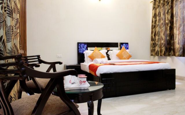 Oyo 1450 Hotel Ashray