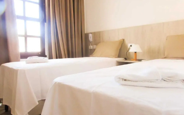 Suites Pontal dos Golfinhos