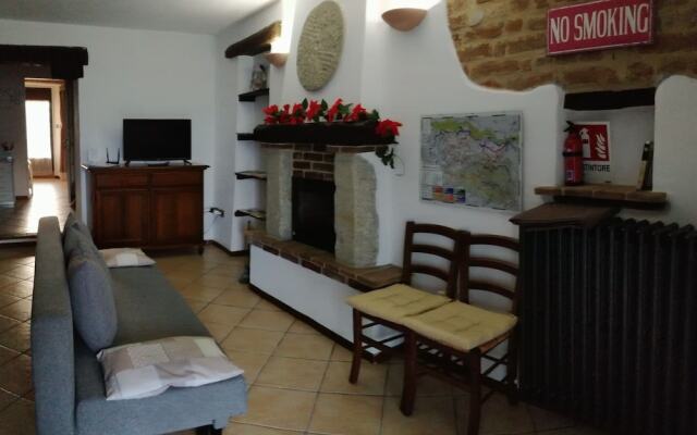 Grignolino Apartment