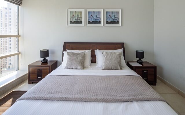 Stylish + Bright 1BR With Dubai Marina Views!