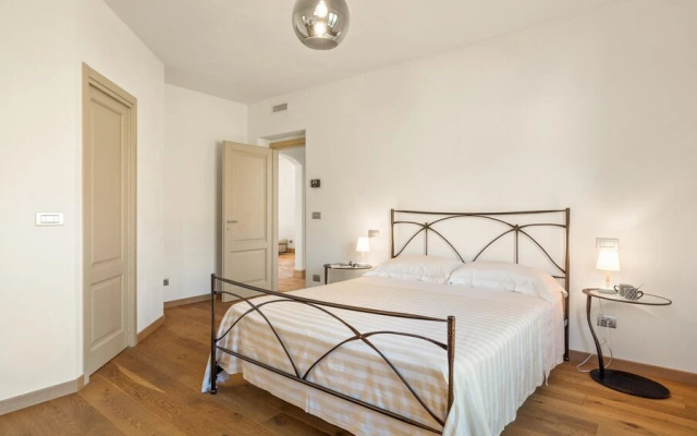 Casale Grottini 8 Emma Villas