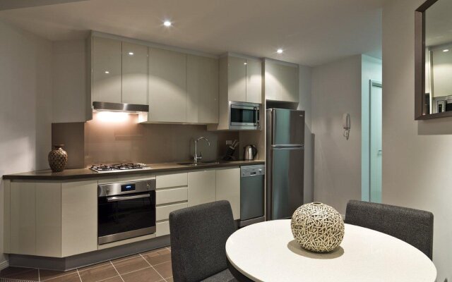 Meriton Serviced Apartments Adelaide Street