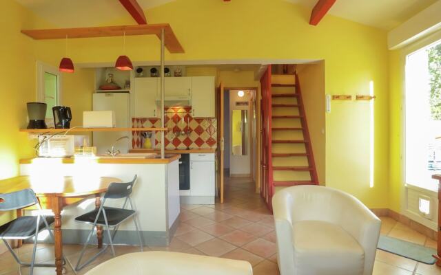 Spacious Holiday Home in Vaison-la-romaine With Garden