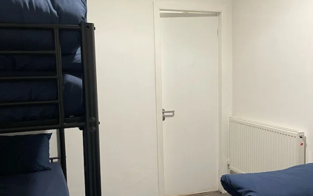 Rahman Hostel - Manchester