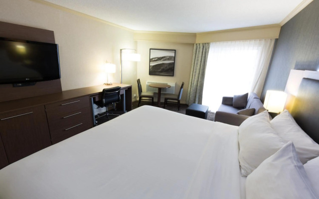 Holiday Inn Express Edmonton Downtown by IHG