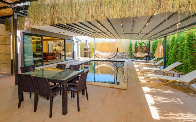 Söğüt 1 - 4 Bedroom with jacuzzi in Fethiye