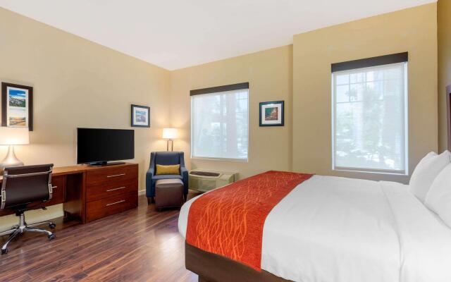 Comfort Inn & Suites near Ontario Airport