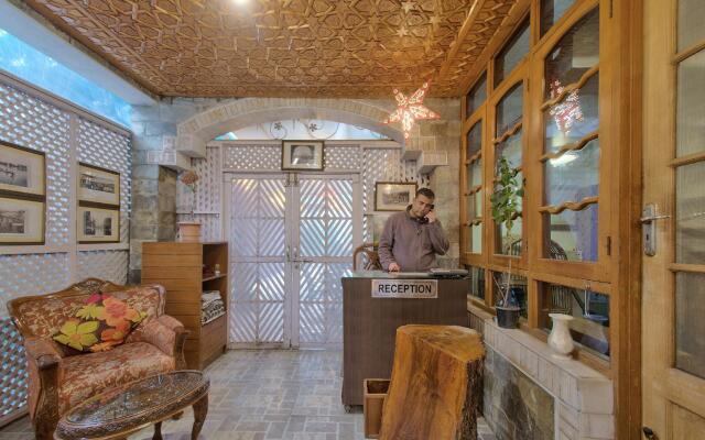 OYO 23045 Ronak Homestay