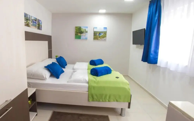 Five Rivers Rooms