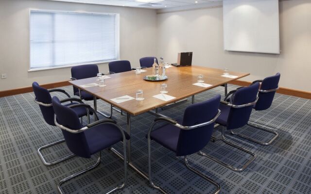 Holiday Inn Basingstoke by IHG