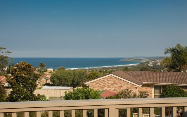 'Carnook House' Tura Beach