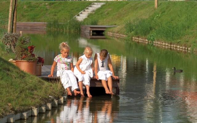 Restyled apartment with dishwasher, near Grevelingen Lake