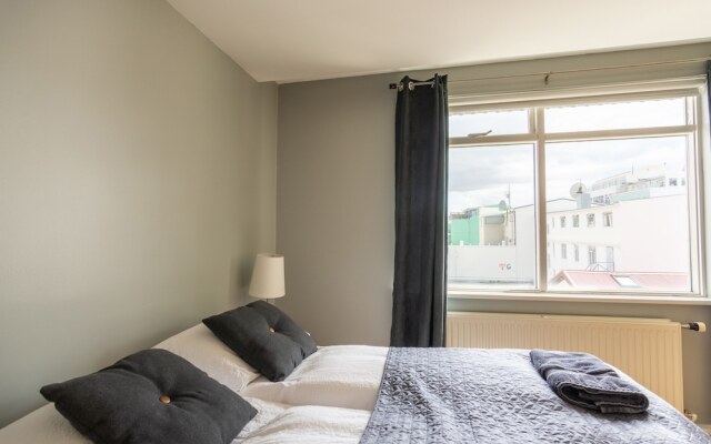 TOWN SQUARE Apartments