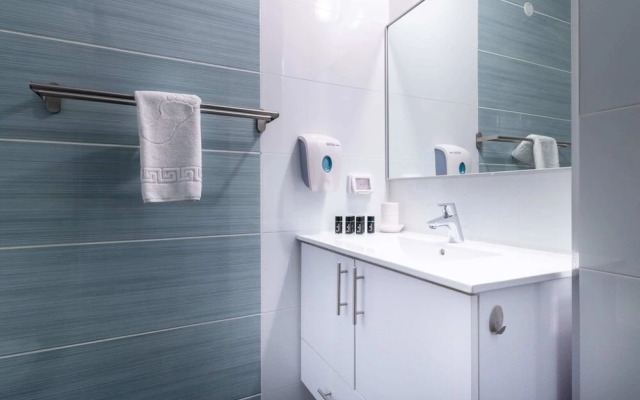 Jaffa- Beautiful 3 Bedroom Apartment Best Location