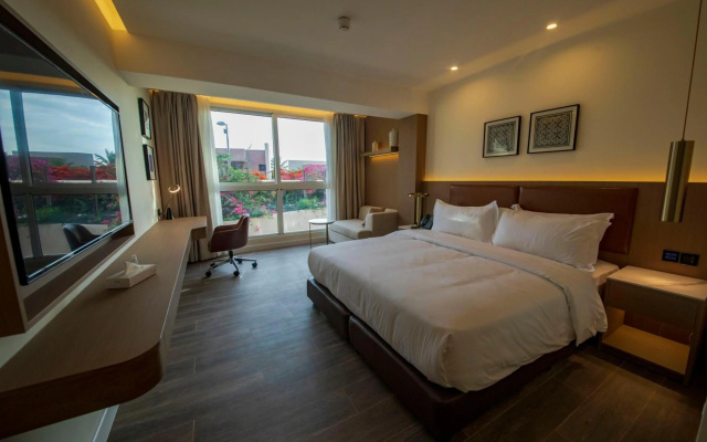 Luxotel Aqaba Beach Resort & Spa Only 15 years plus - Image 6