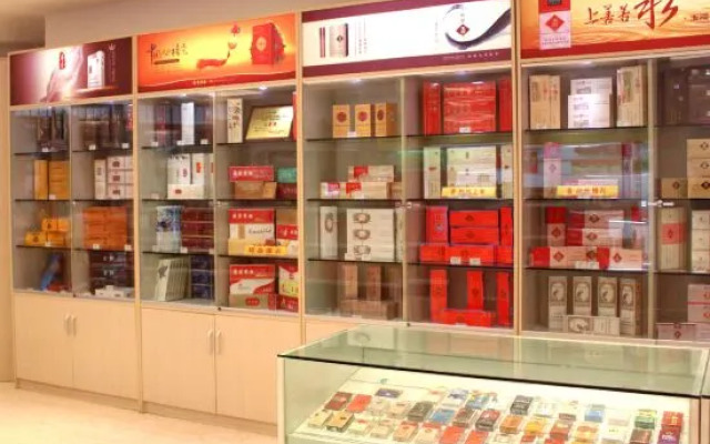Chuxiong WeishengXiongbao Hotel
