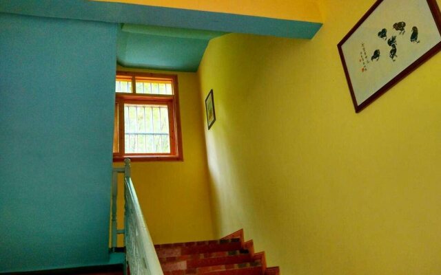 Yangshuo Peaceful Valley Retreat