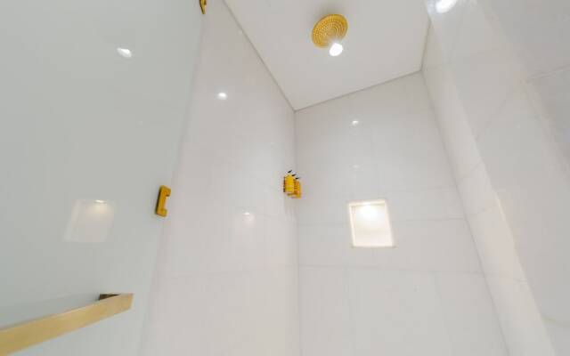 Platinium- FIVE Residences ?