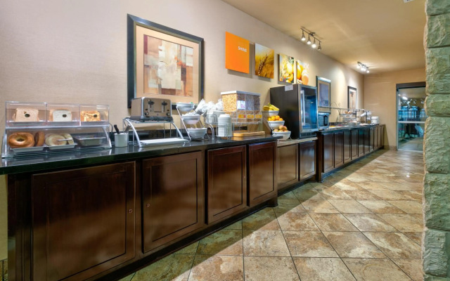 Comfort Suites Arlington - Entertainment District