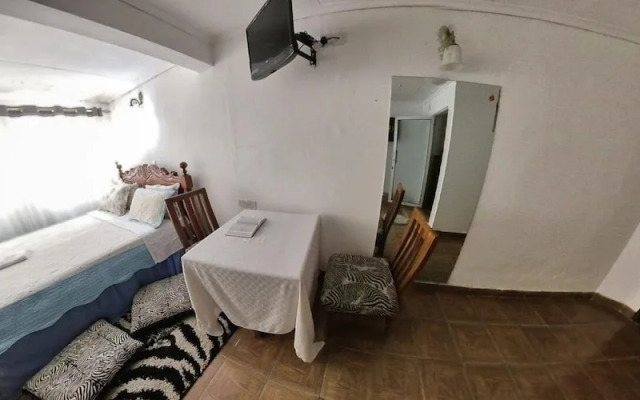The White Resort Athiriver