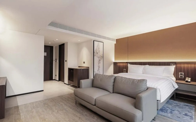 Gardina Asoke Hotel & Residence