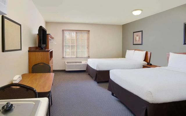 WoodSpring Suites Richmond West I-64